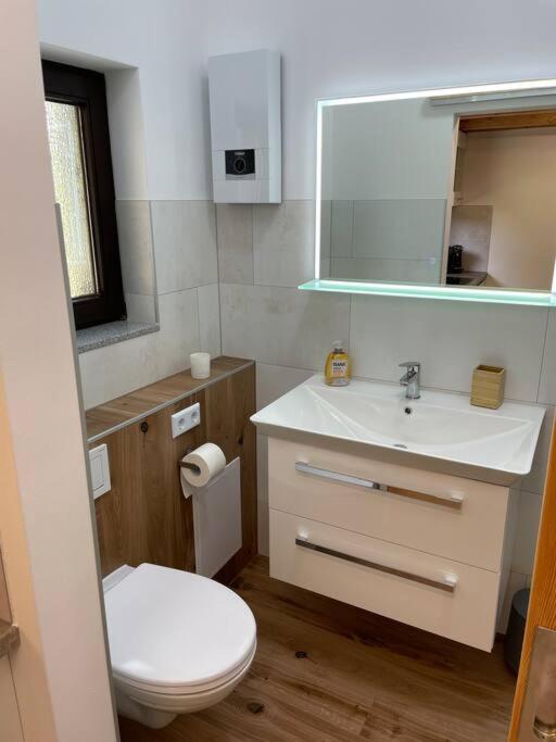 Appartement Zur Wied Oberlahr ภายนอก รูปภาพ